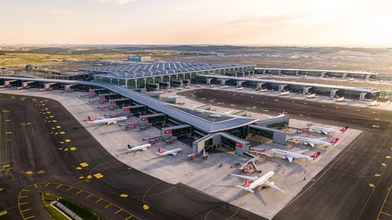 İstanbul havalimanlarında yolcu sayısı %54 arttı