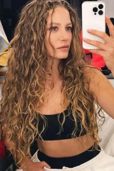 Serenay Sarıkaya Emniyet Genel Müdürlüğü'ne teşekkür etti