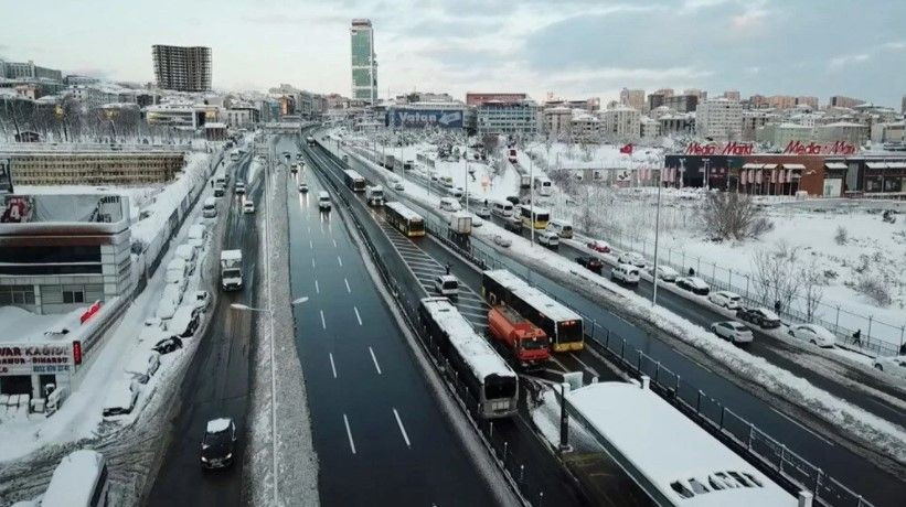 Kar yağışı sonrası İstanbul'da son durum - Sayfa 3