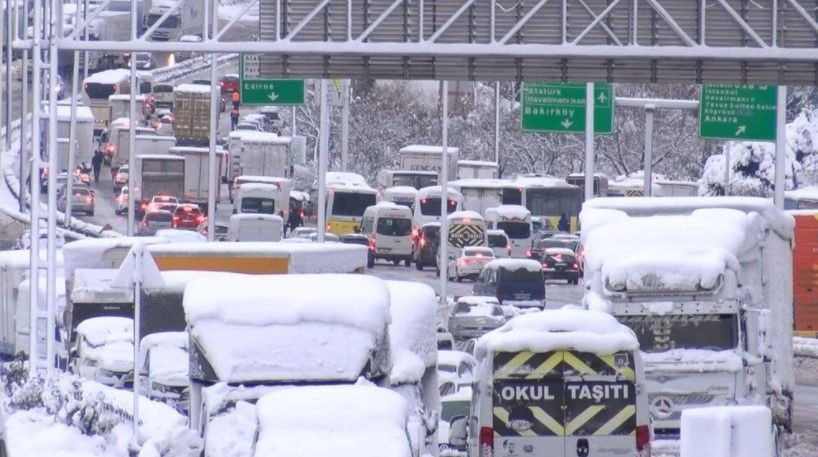 Kar yağışı sonrası İstanbul'da son durum - Sayfa 5