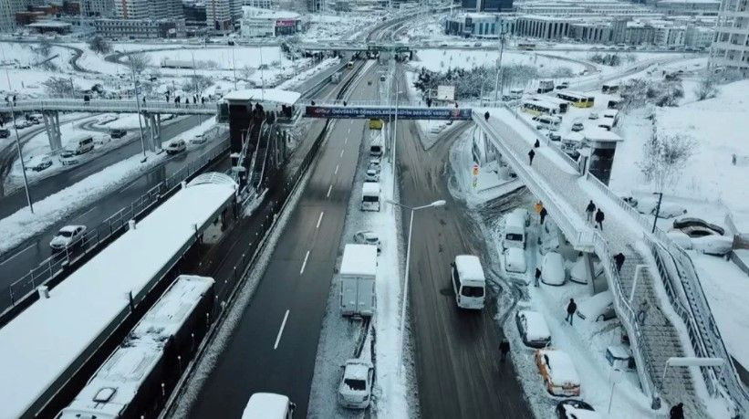 Kar yağışı sonrası İstanbul'da son durum - Sayfa 6