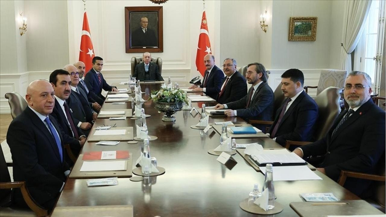 Erdoğan, TİSK Başkanı Akkol ve yöneti kabul etti