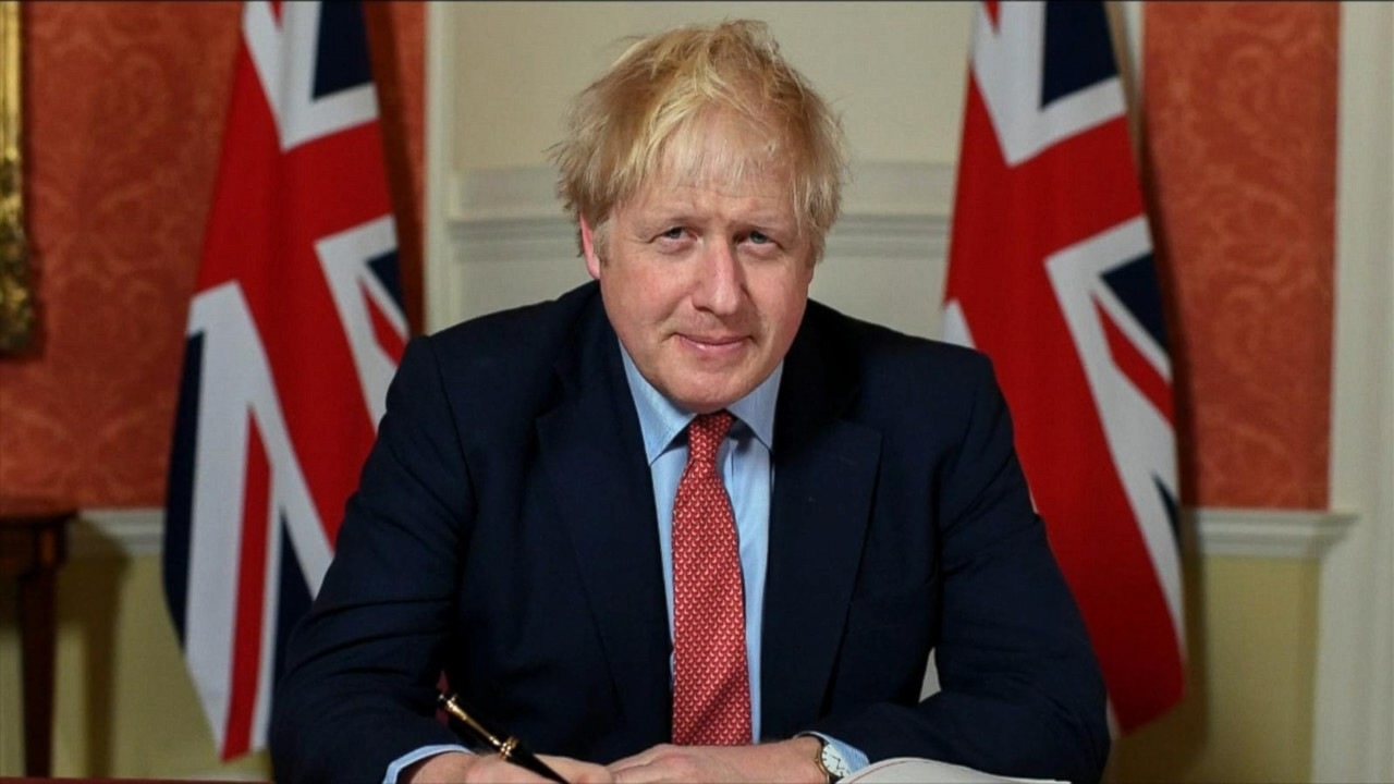 İngiltere Başbakanı Johnson, istifasını sundu!