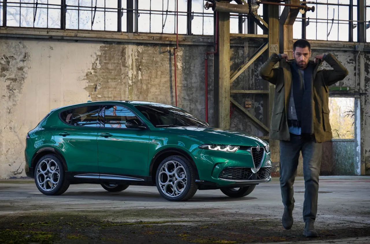 Alfa Romeo'nun ilk kompakt SUV'u "Tonale" tanıtıldı