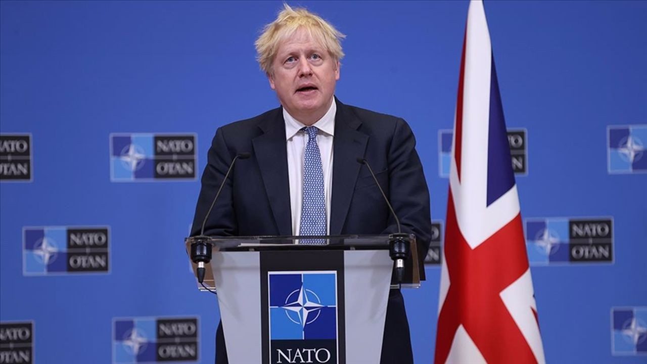 Başbakan Johnson, Polonya'dan Rusya'yı uyardı
