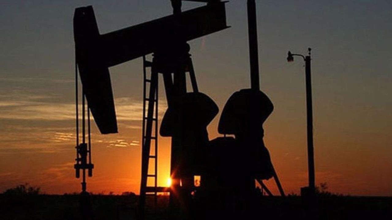 Brent petrolün varil fiyatı yükseliyor