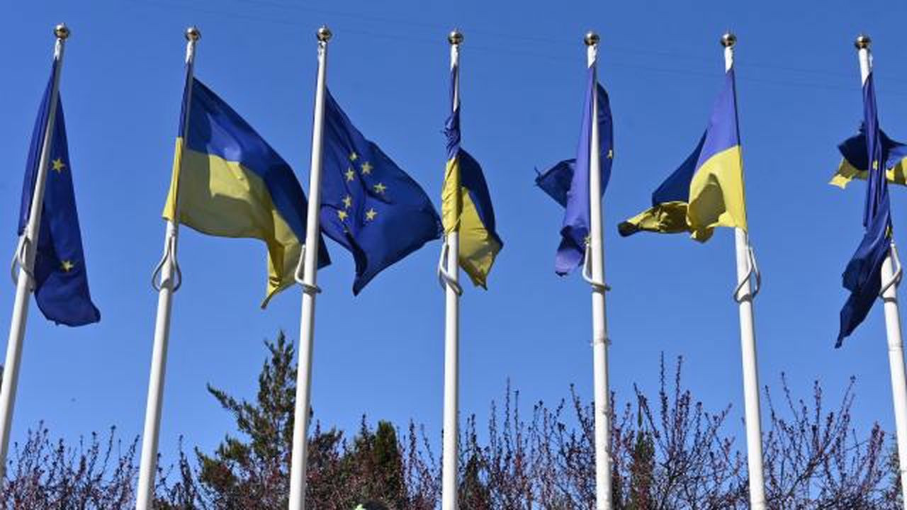 AB diplomatlarını Ukrayna'dan çekiyor