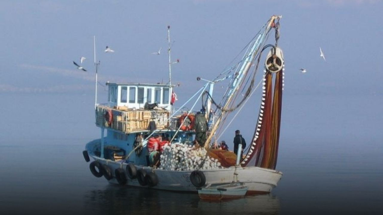 Yunanistan unsurları Türk balıkçılara ateş açtı