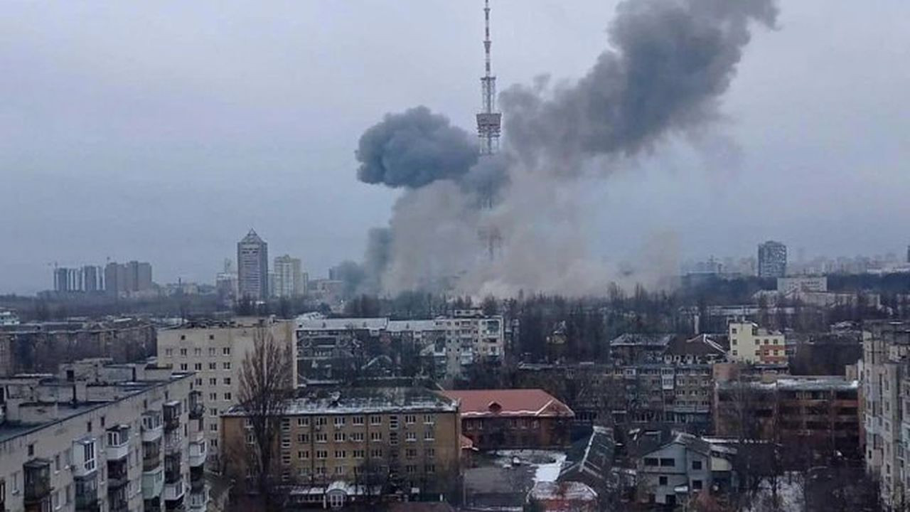 Kiev'deki televizyon kulesi vuruldu, 5 kişi öldü