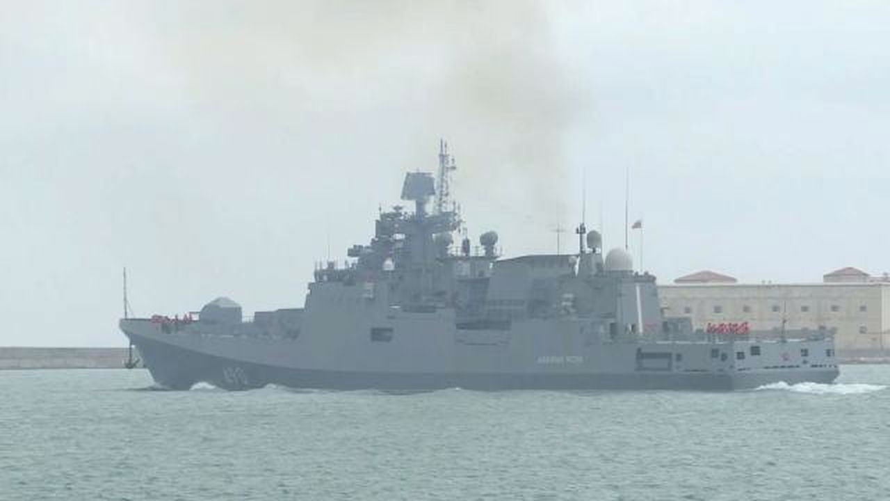 Ukrayna Rus gemisini vurdu
