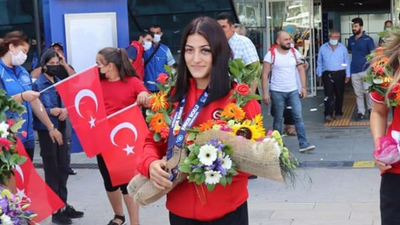 Elvira Kamaloğlu, Avrupa şampiyonu oldu