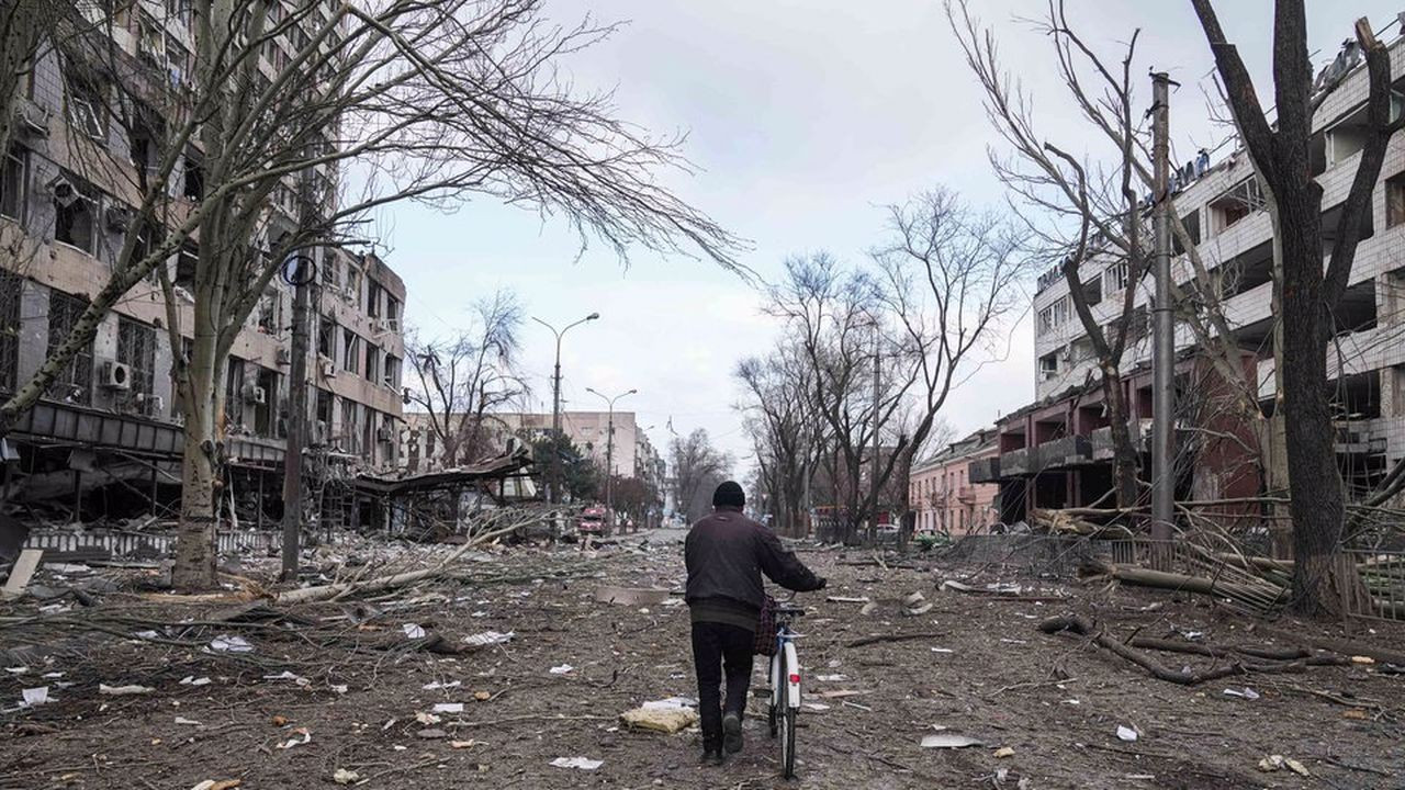 Kuşatılmış Mariupol'de 12 günde 1582 sivil öldü