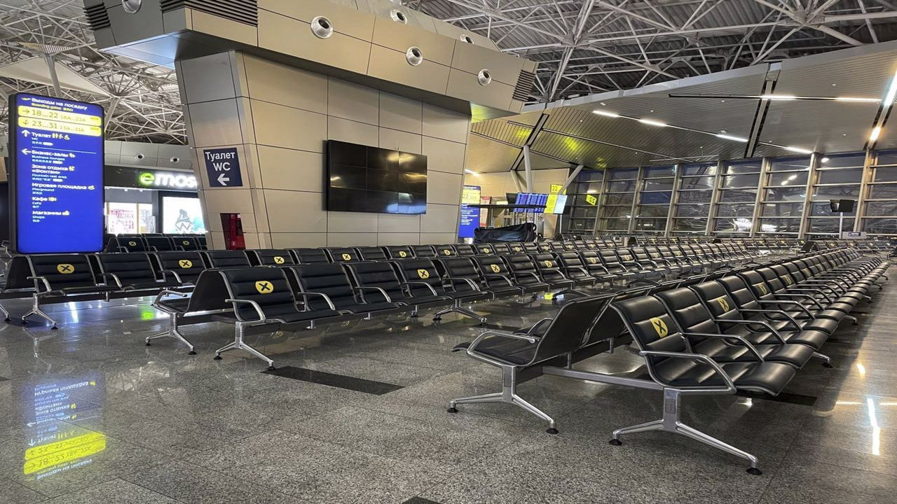Vnukovo Havalimanı'nda yaptırım sessizliği