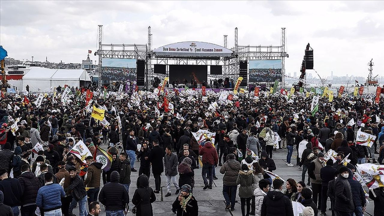 HDP'nin nevruz etkinliğinde 83 kişi gözaltında