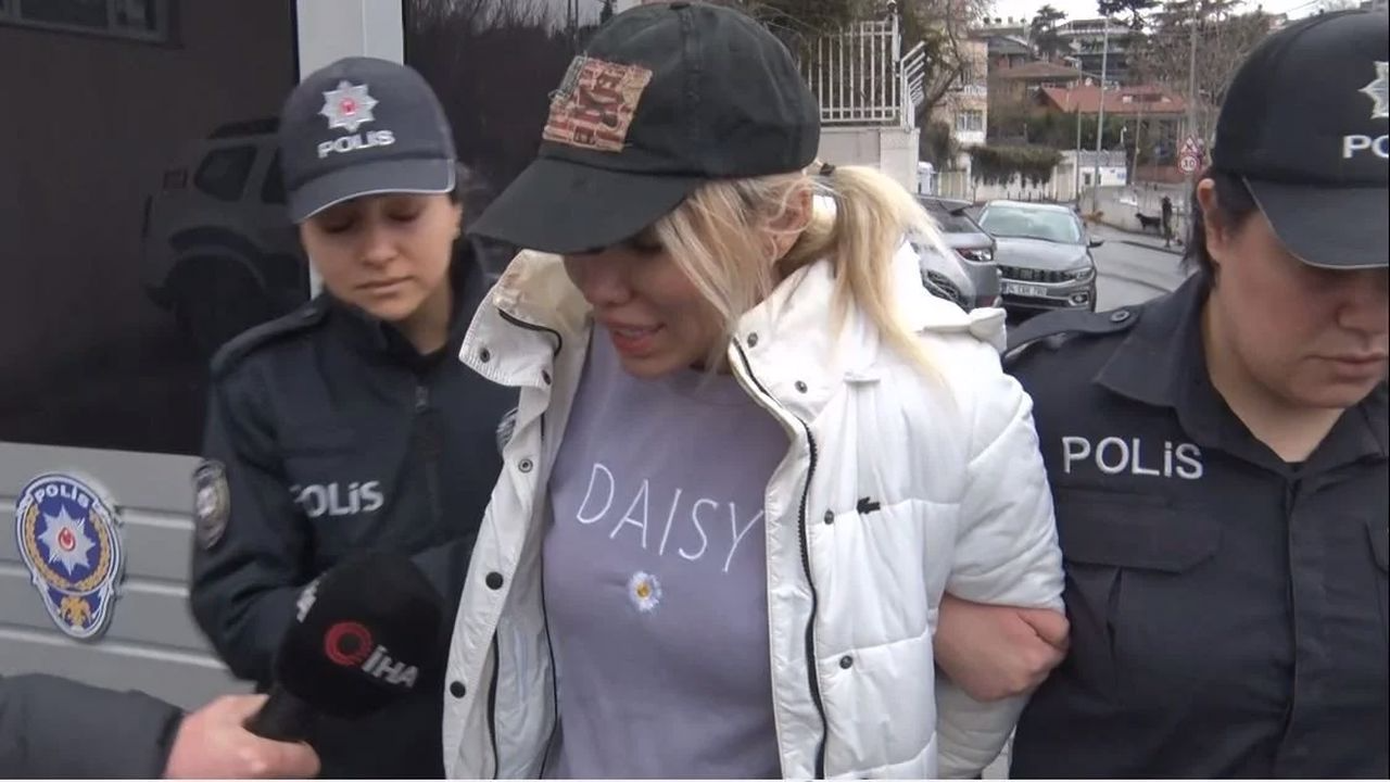 Esra Ersoy çocuğa cinsel istismardan tutuklandı