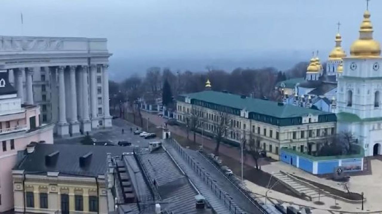 Ruslar Kiev’den 70 kilometre kadar püskürtüldü
