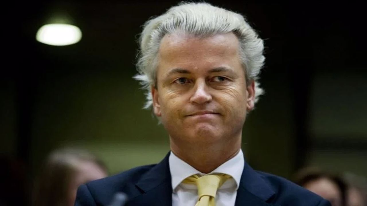 Hollanda'lı ırkçı Wilders'ın hesabını askıya aldı
