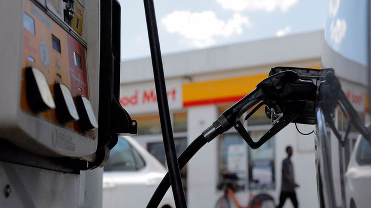 ABD'de benzin fiyatları rekor tazeledi