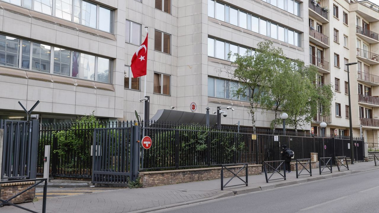 Türkiye'nin Paris Başkonsolosluğuna saldırı