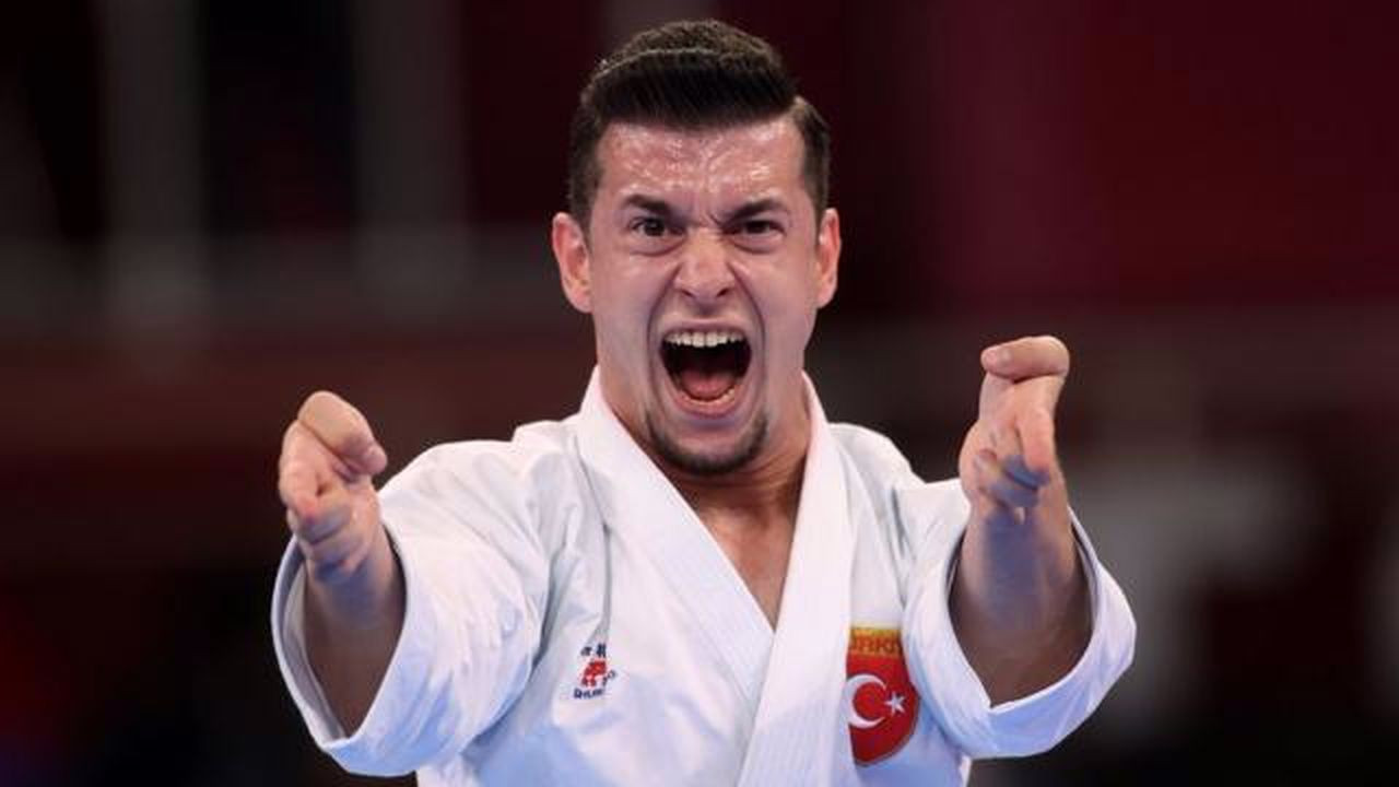 Milli sporcu Ali Sofuoğlu'ndan altın madalya
