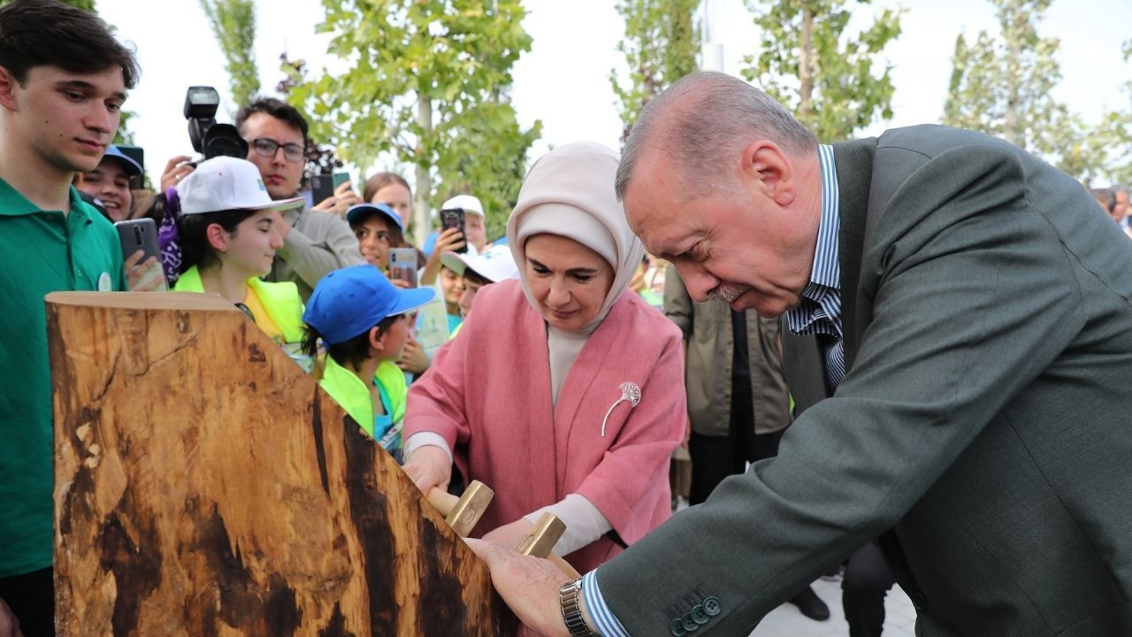 Atatürk Havalimanı Millet Bahçesi'nde ilk fidanlar bu görüntülerle atıldı. - Sayfa 11