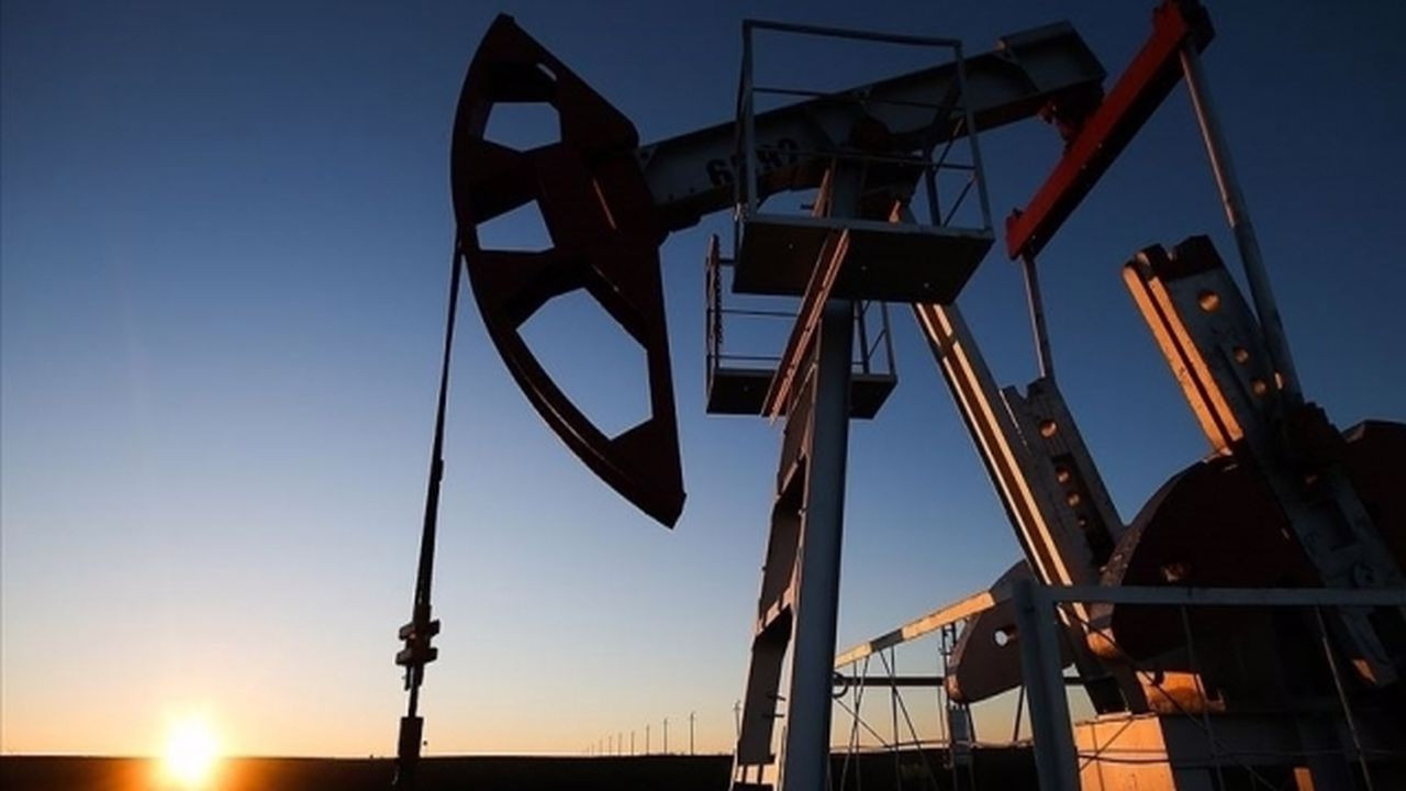 Brent petrolün varil fiyatı 123,43 dolar