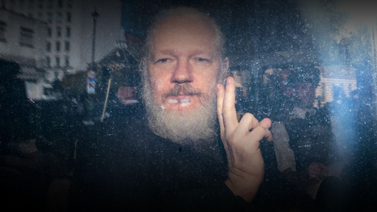 İngiltere, Assange'ı ABD'ye iade edecek