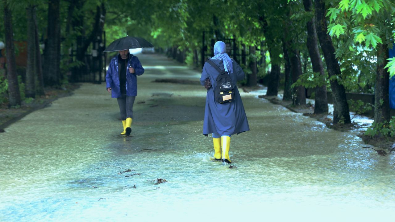 Batı Karadeniz'i sel vurdu! Bölgeden sıcak kareler! - Sayfa 10