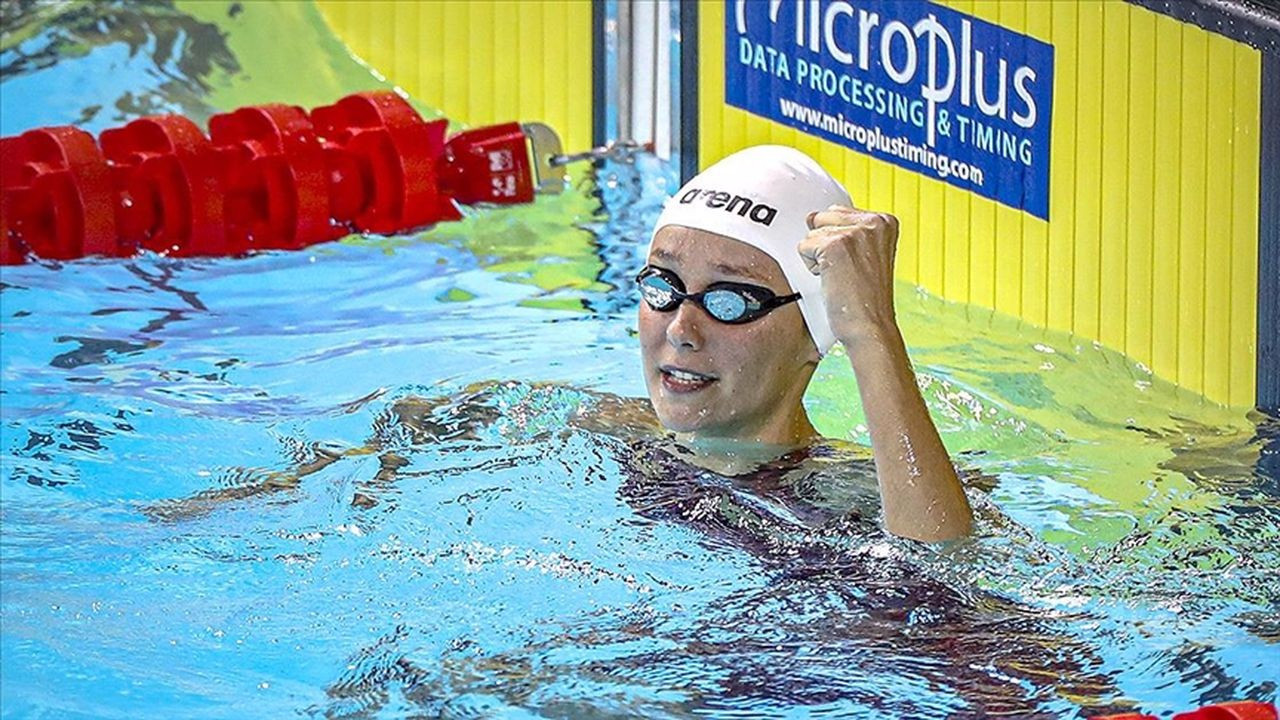 Yüzücülerden Akdeniz Oyunları'nda altın madalya