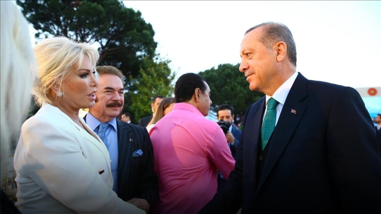 Erdoğan'dan Ajda Pekkan'a geçmiş olsun telefonu!