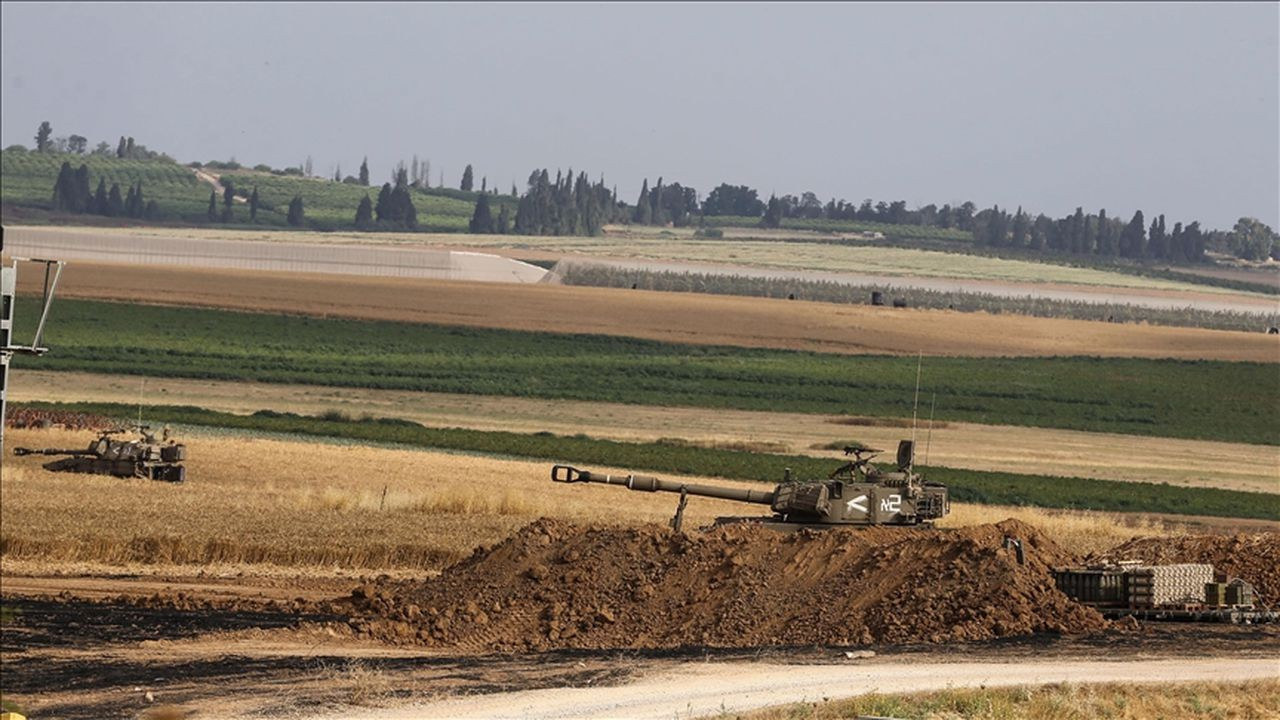 Gazze'ye tank ve zırhlı birliklerle saldırdı
