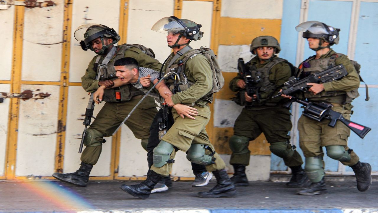 İsrail askerleri, önce vurdu sonra gözaltına aldı