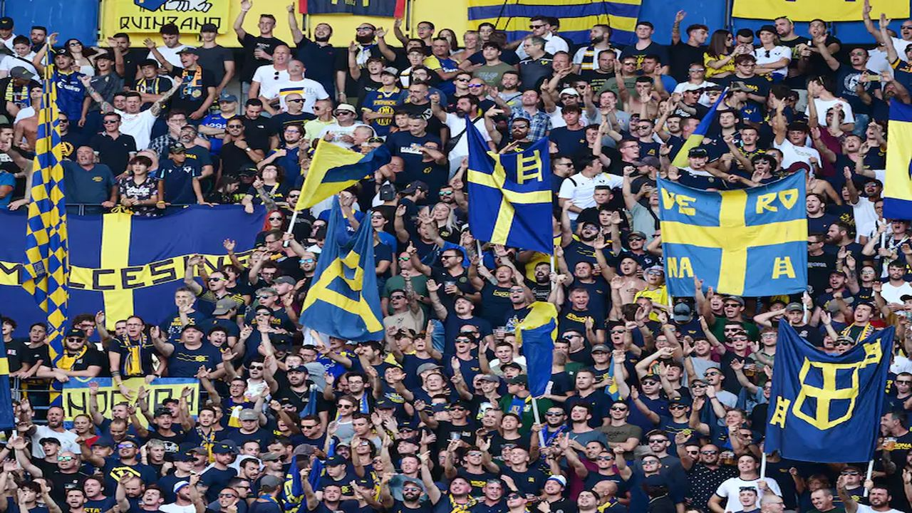 Hellas Verona takımına, taraftarının ırkçı tezahüratları sebebiyle soruşturma açıldı