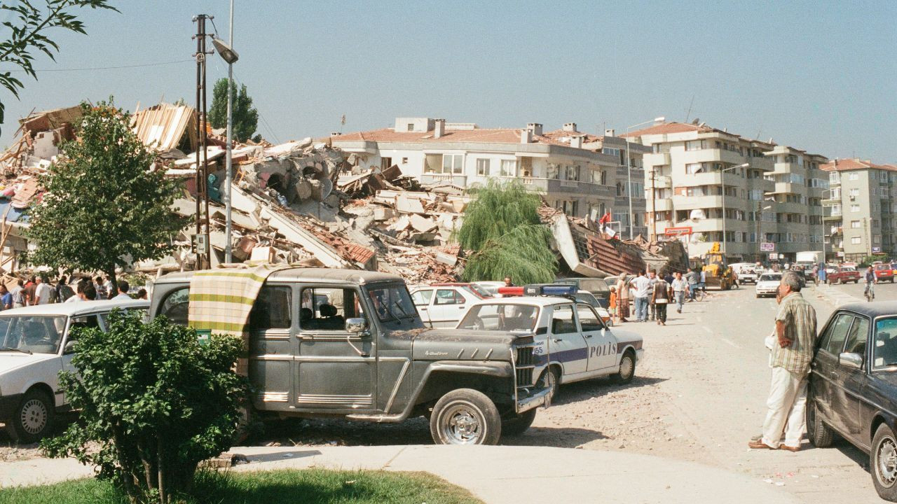 17 Ağustos Depremi'nin akıllara kazınan fotoğrafları - Sayfa 15