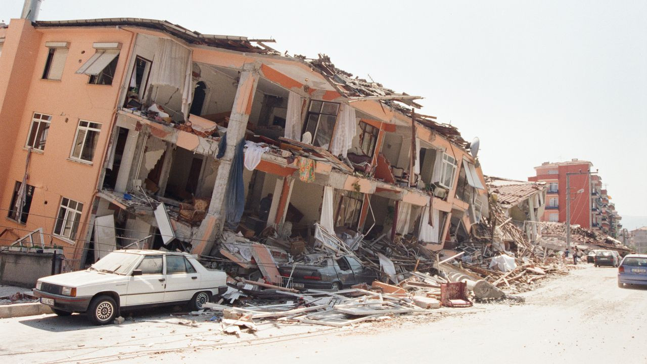 17 Ağustos Depremi'nin akıllara kazınan fotoğrafları - Sayfa 8