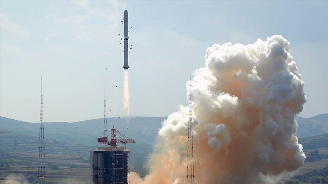 Çin, "Çuangşin-16" uydusunu fırlattı!