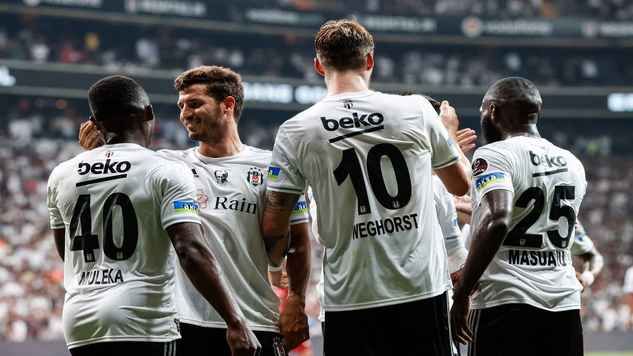 Beşiktaş, 3 gollü galibiyetle liderliğe yükseldi