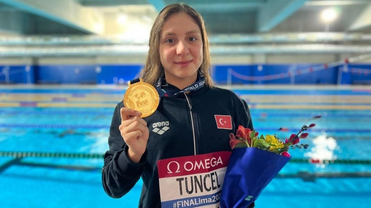 Merve Tuncel, gençler dünya şampiyonu oldu