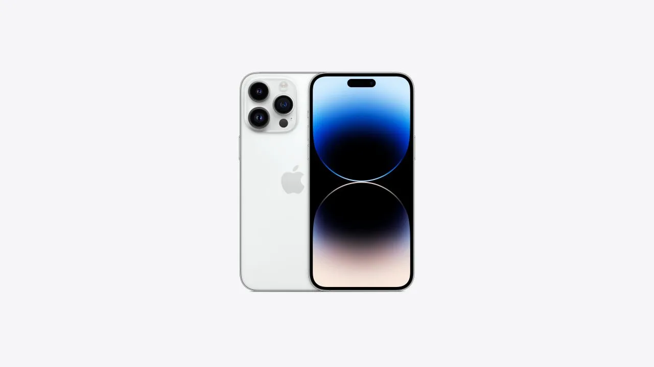 İphone 14 ve İphone 14 Plus vitrinde