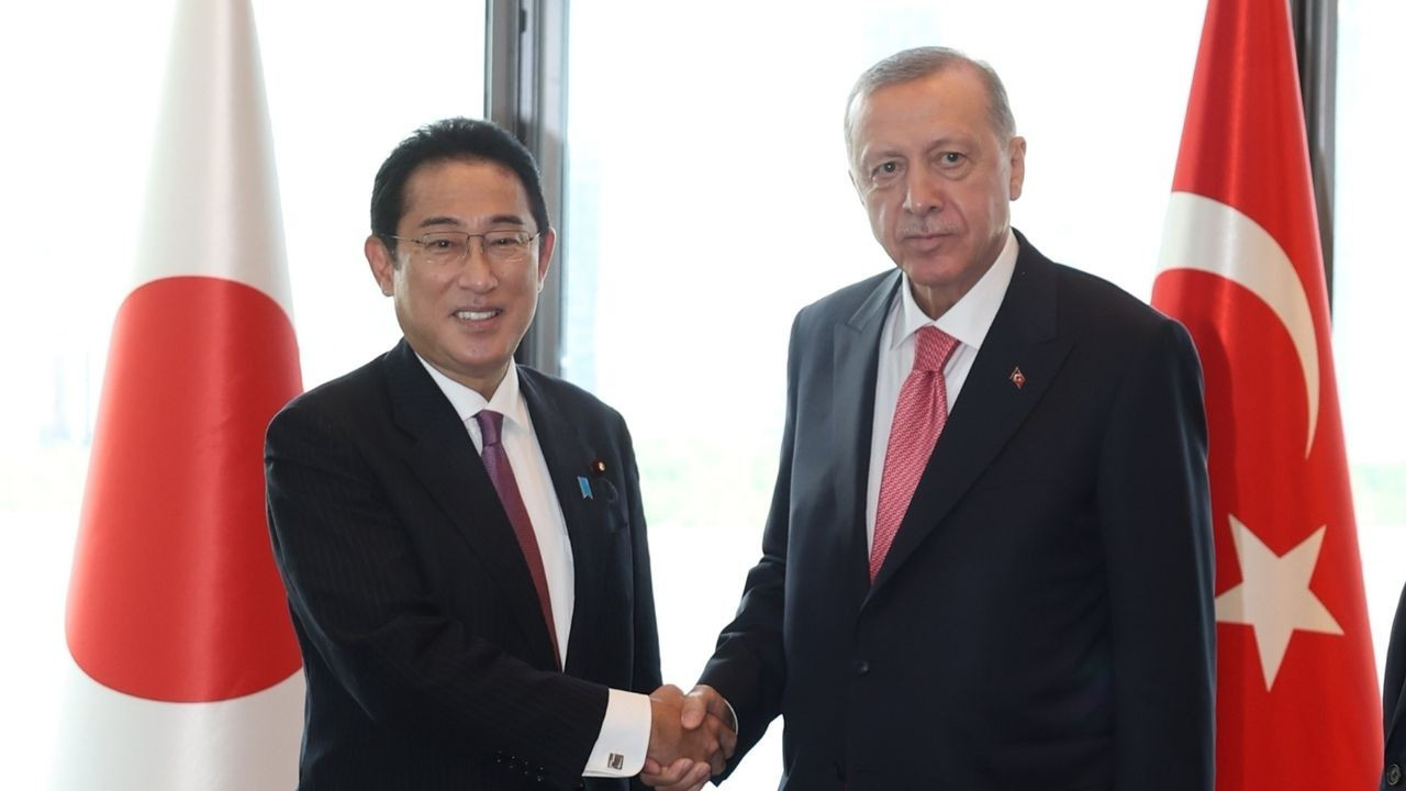Erdoğan, Japonya Başbakanı Kişida'yı kabul etti