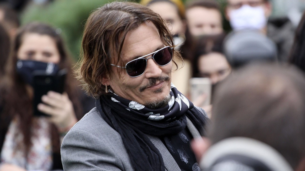 Johnny Depp için yeni sevgili iddiası!