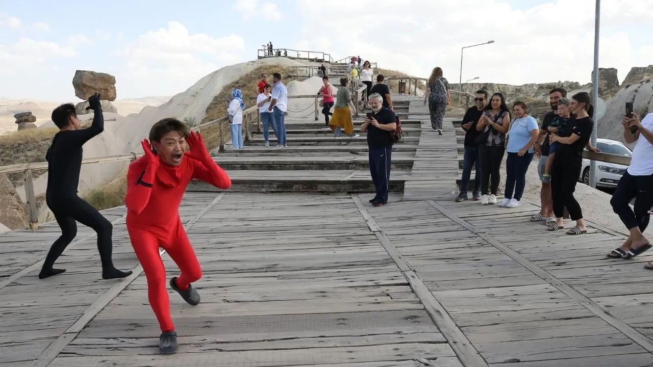 Japon sokak dansçıları Kapadokya'da!