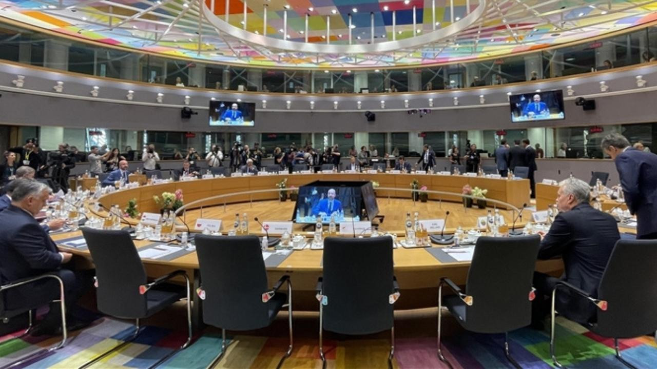 Avrupa Siyasi Topluluğu, ilk liderler toplantısı!