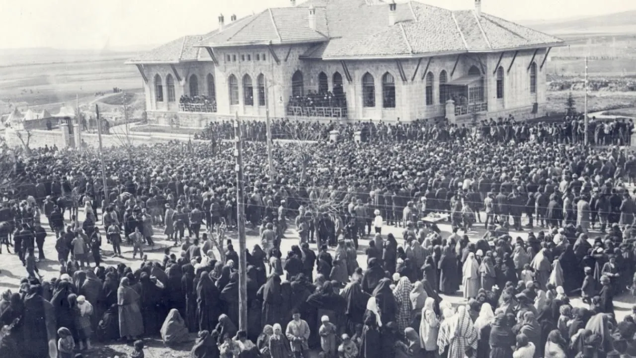 Ankara'nın başkent oluşunun 99. yılı