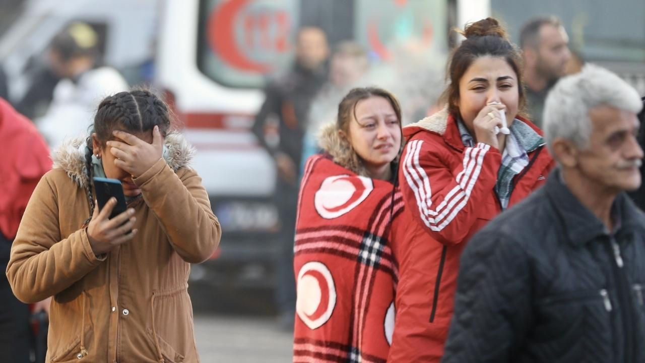 Bartın'da günün ilk saatlerinde acı bekleyiş sürüyor - Sayfa 6