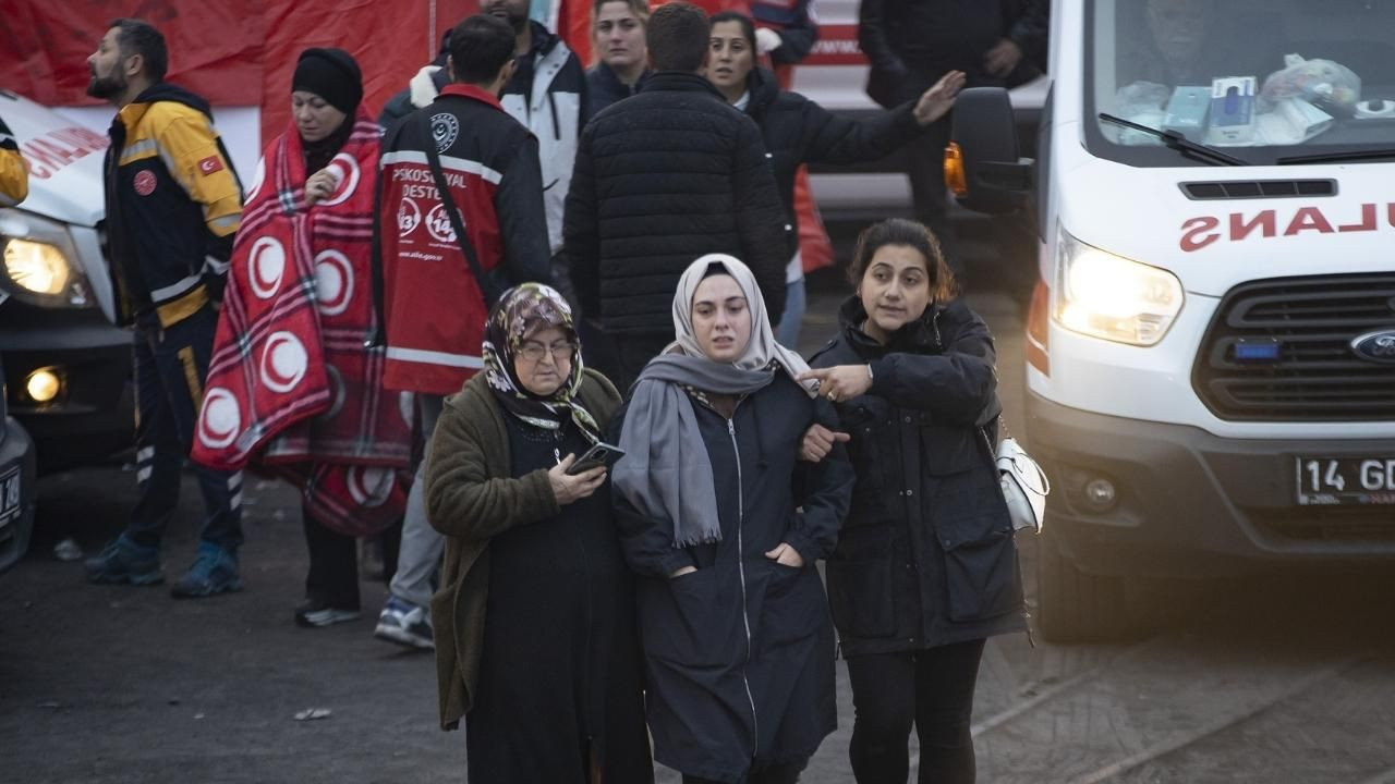 Bartın'da günün ilk saatlerinde acı bekleyiş sürüyor - Sayfa 3