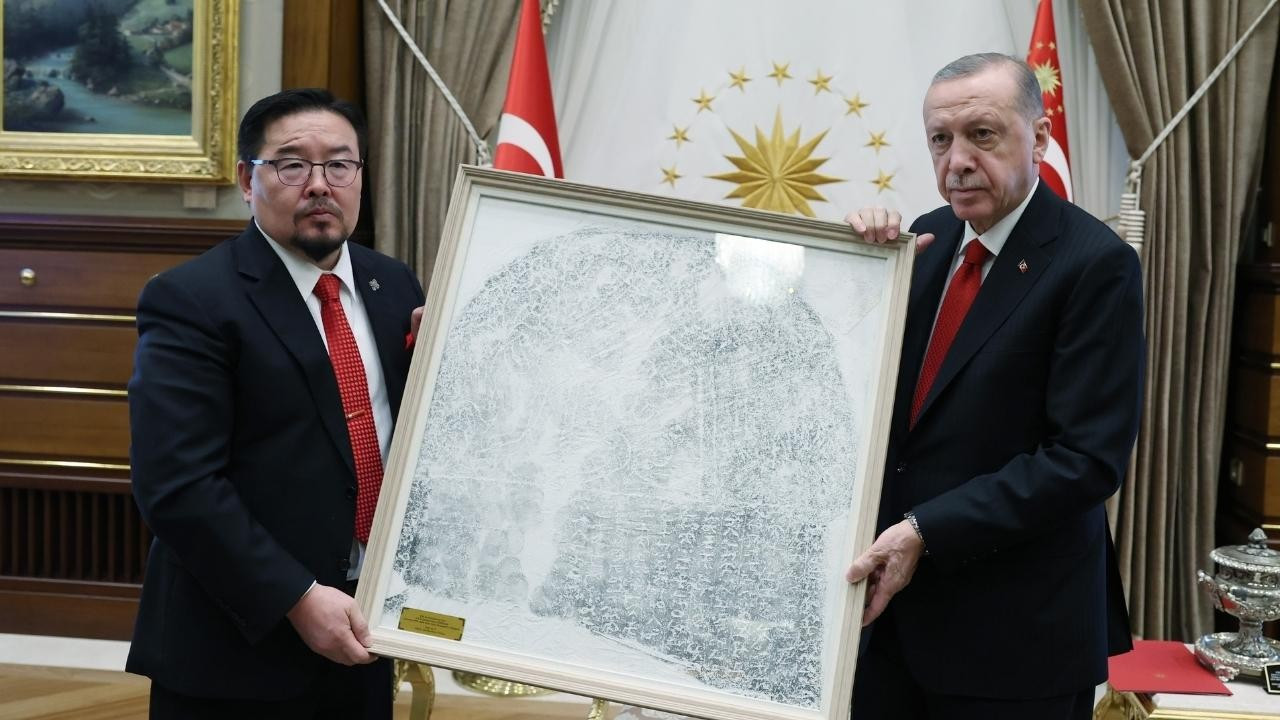 Cumhurbaşkanı Erdoğan, Gombojav'u kabul etti!