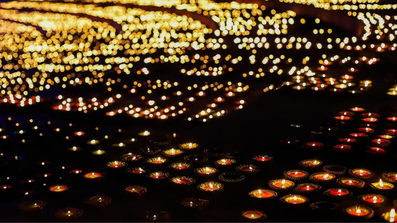 Hindistan'da "Işık Bayramı" olarak da bilinen "Diwali Festivali" kutlanıyor - Sayfa 13
