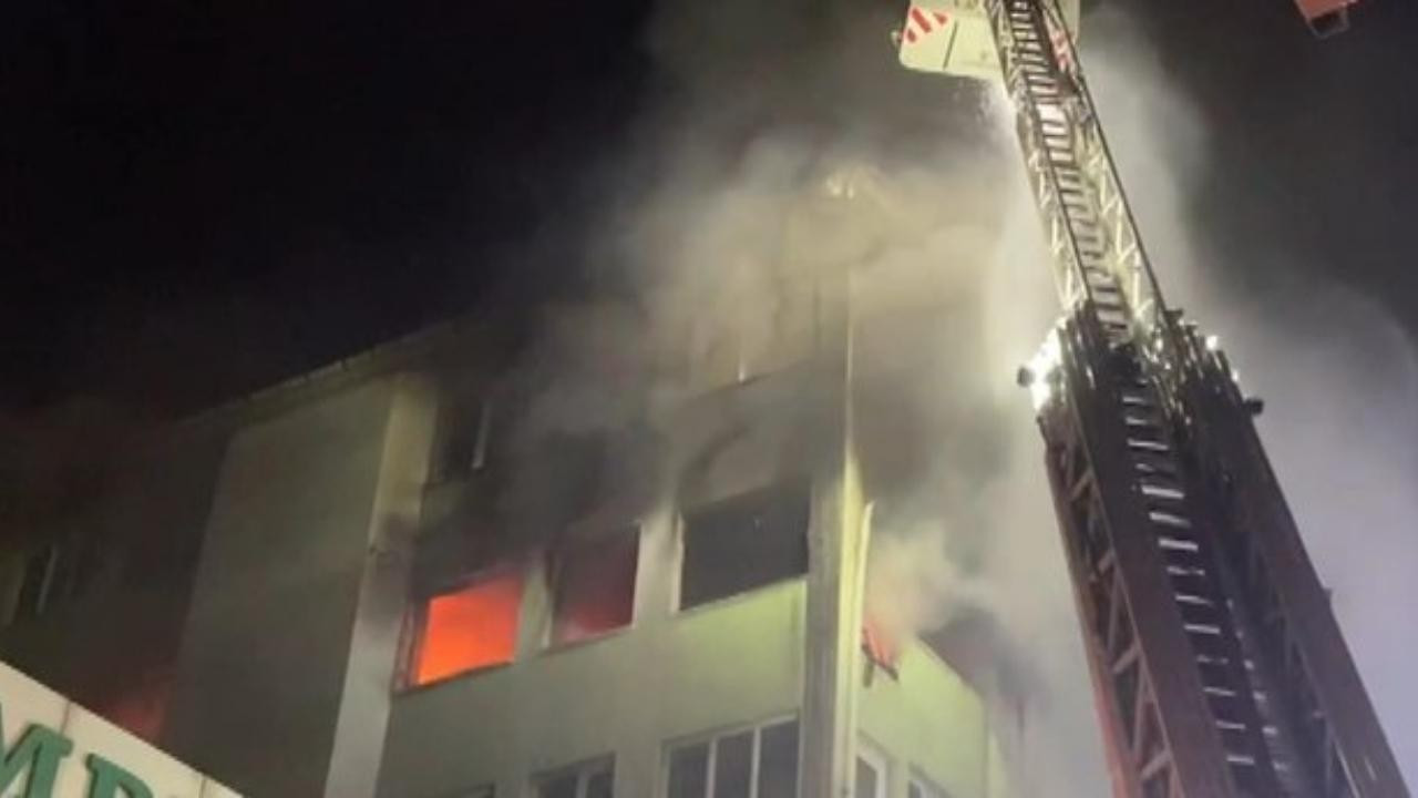 Alanya'da bir evde yangın çıktı: 1 ölü!