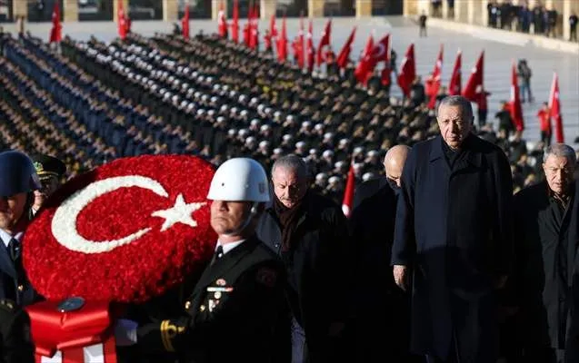 Ulu Önder Atatürk için Anıtkabir'de devlet töreni düzenlendi